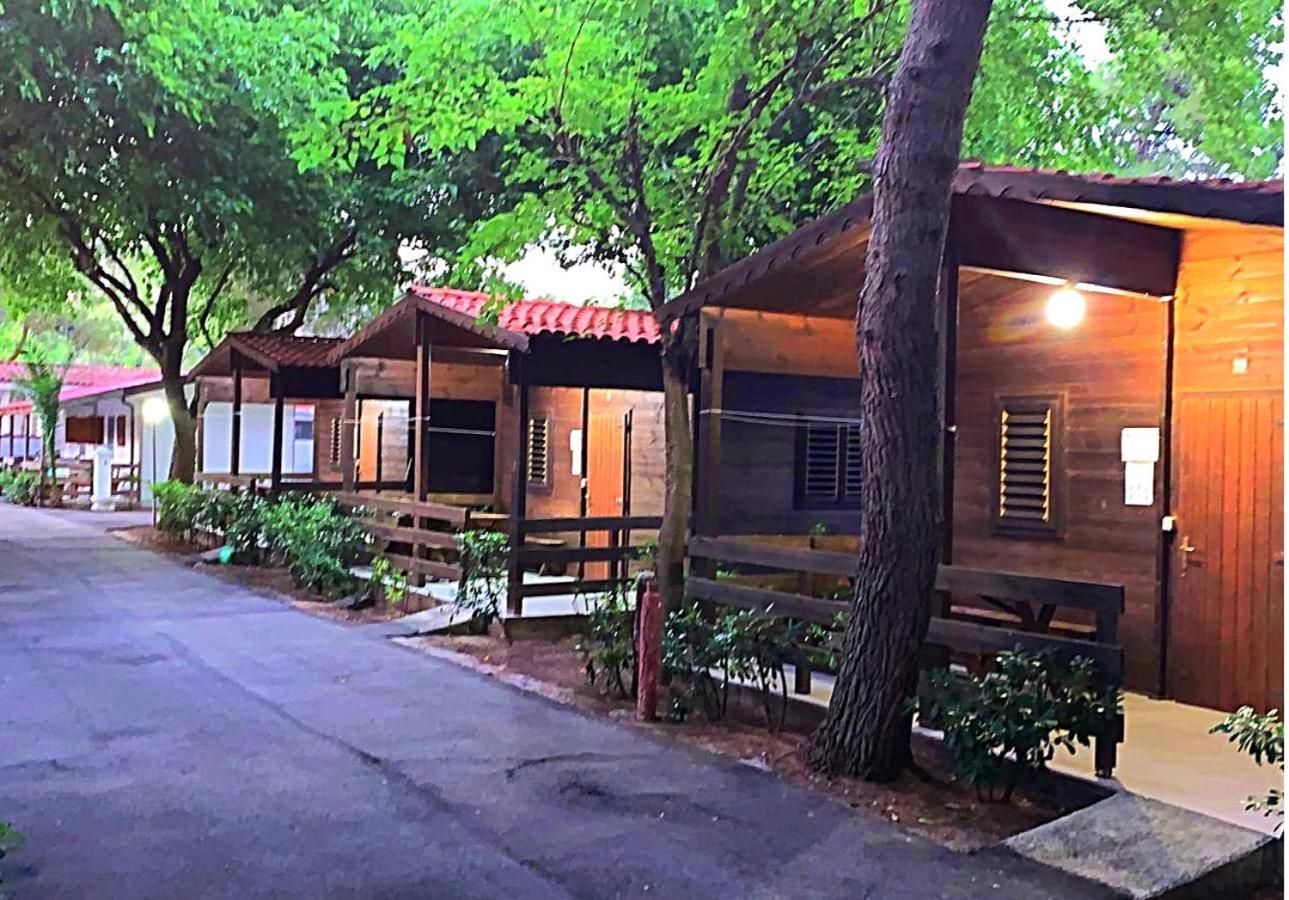 Viola Club Village & Camping 弗切瓦拉诺 外观 照片
